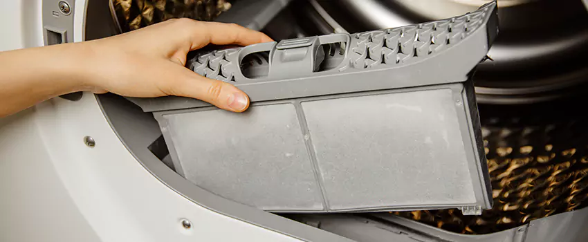 Signs Of A Clogged Dryer Lint Trap in Mira Loma, California